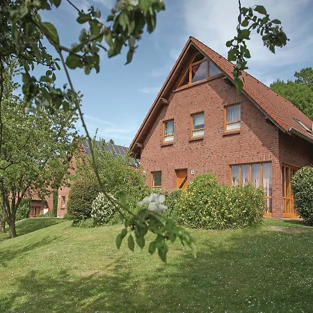 Holiday home Three-bedroom Holiday In Nieheim